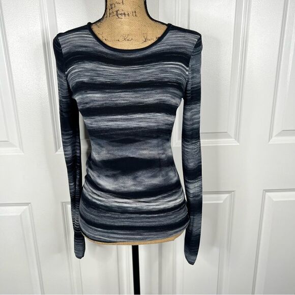 Sz M White+Warren Viscose Long Sleeve Top $255 MSRP - Picture 5 of 6